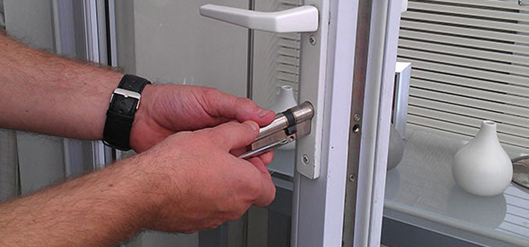 Commercial Door Lock Repair in Coronado